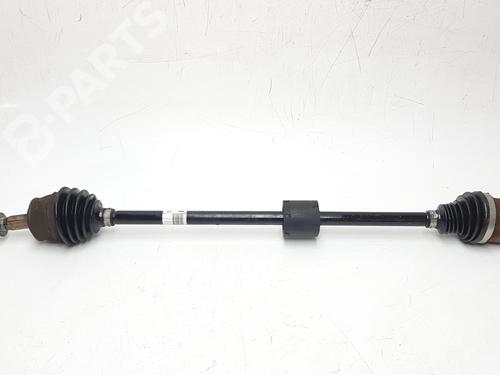 Used Right front driveshaft Right front driveshaft OPEL CORSA E (X15) 1.4 (08, 68) (75 hp) 10543494 10543494