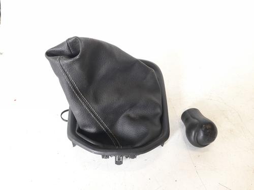 Used Shift knob TOYOTA HILUX VIII Pickup (_N1_) [2015-2025]  17613695