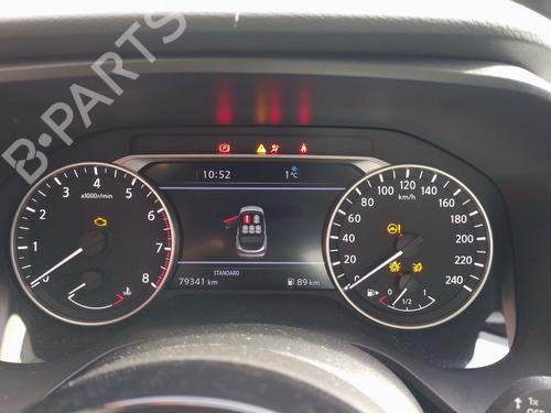 Used Instrument cluster NISSAN QASHQAI III (J12) 1.3 DIG-T (140 hp) 31880511