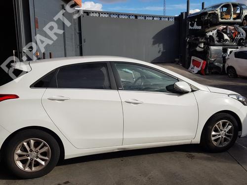 Used Parts HYUNDAI i30 (GD)  1.6 GDI  945685