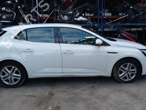 Used Parts RENAULT MEGANE IV Hatchback (B9A/M/N_) 1.5 Blue dCi 115 (B9A6) (116 hp) 4373556