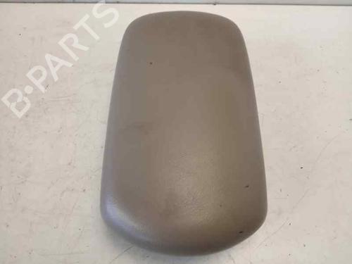 Armrest / Center console TOYOTA RAV 4 III (_A3_) 2.2 D 4WD (ALA30_) (177 hp) 7154478