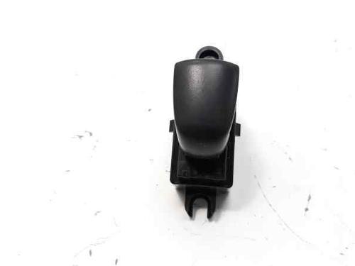 left-rear-window-switch-nissan-juke-f15-12-dig-t-254111kl5a-iaf570017hq-2010-2011-2012-2013-2014-2015-2016-2017-2018-2019-6550009 main image