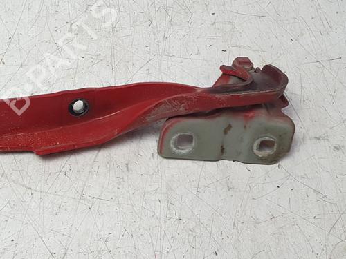 drhengseldrstopper-jeep-renegade-suv-bu-b1-bv-2014-32081773 main image