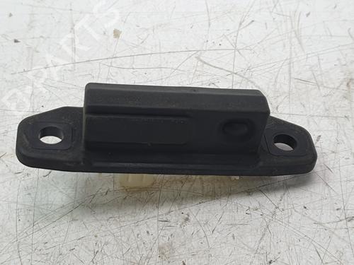 Used Tailgate handle TOYOTA YARIS (_P21_, _PA1_, _PH1_) 1.5 (MXPA11) (125 hp) 29022049