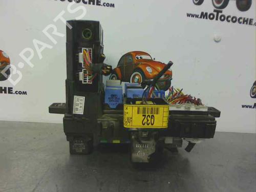 Used Fuse box HYUNDAI SANTA FÉ I (SM) [2000-2006]  573914