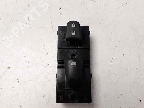 Used Right front window switch RENAULT KADJAR (HA_, HL_) 1.6 dCi 130 4x4 (HLA4) (130 hp) 5266616