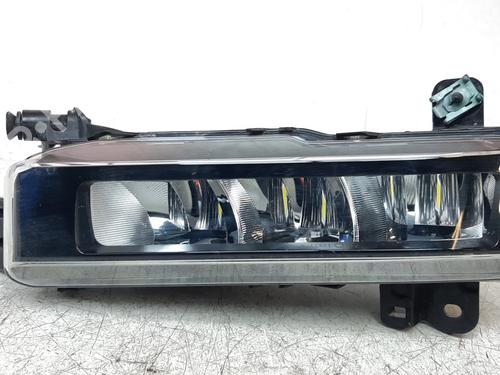 Used Right front fog light BMW 1 (F40) 120 i (178 hp) 22563723
