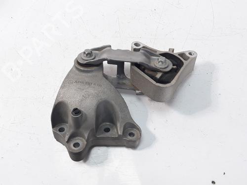 Used Engine mount MERCEDES-BENZ GLA-CLASS (X156) GLA 200 CDI / d (156.908) (136 hp) 13059528
