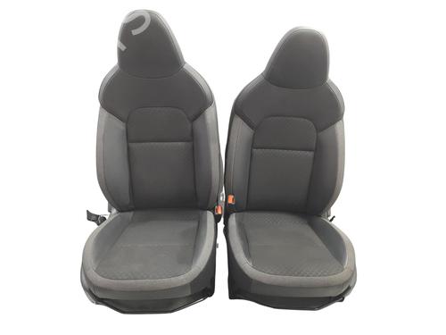 Used Seats set NISSAN JUKE (F16_) DIG-T 117 (117 hp) 29500621