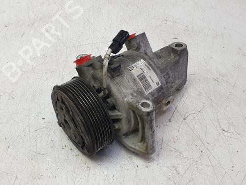 Used AC compressor AC compressor DACIA DUSTER (HS_) 1.2 TCe 125 (125 hp) 31966527 31966527