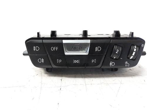 Used Headlight switch BMW 1 (F40) 118 d (150 hp) 13075500