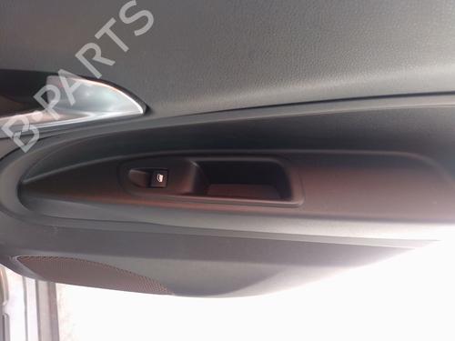 hjre-bagtil-elrude-kontakt-jeep-avenger-j2-2022-33931400 main image