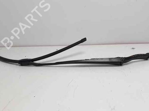 Used Front windshield wiper arm MASERATI GHIBLI III (M157) 3.0 S Q4 (409 hp) 3255369