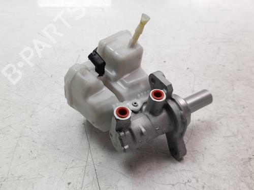 Used Brake master cylinder BMW 3 (G20, G80, G28) 318 d (150 hp) 15660962