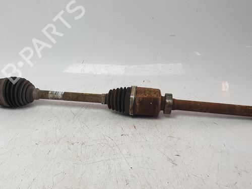 Used Right front driveshaft Right front driveshaft DACIA DUSTER (HS_) 1.2 TCe 125 (125 hp) 31980183 31980183