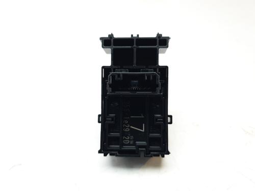Right front window switch TOYOTA YARIS CROSS (MXP_) 1.5 Hybrid (MXPJ10) | BP25292858I26 