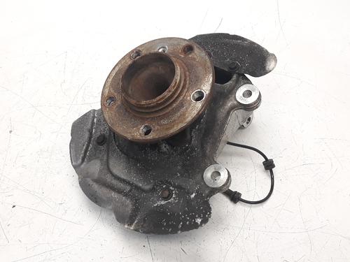 Used Left front steering knuckle BMW 3 (F30, F80) 318 d (143 hp) 8667517