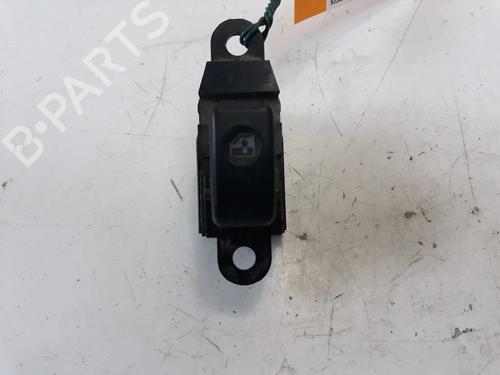 Used Right front window switch HYUNDAI H-1 Van (A1) [1997-2008]  1327987