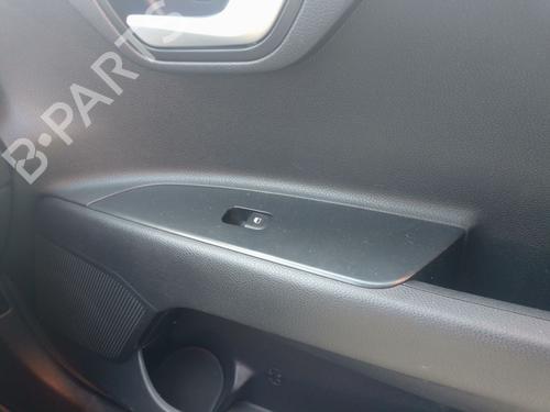 Used Right front window switch Right front window switch 38703829 38703829