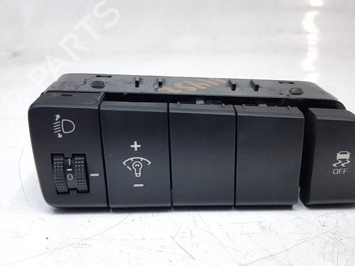 Used Switch HYUNDAI TUCSON (TL, TLE) [2015-2023]  23904560