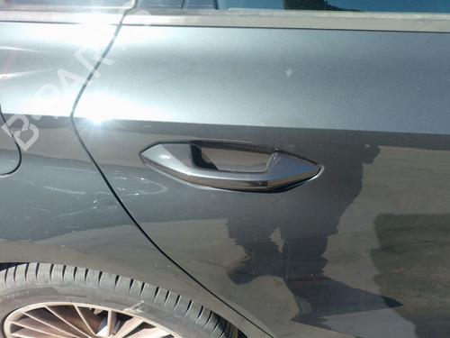 poignee-exterieure-arriere-droite-audi-a3-sportback-8ya-8yf-2019-32361560 main image