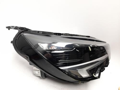 Used Right headlight Right headlight OPEL CORSA F (P2JO) CORSA-e (68) (136 hp) 35785771 35785771