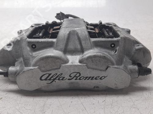 Used Right front brake caliper Right front brake caliper ALFA ROMEO GIULIA (952_) 2.2 D (952AEM250, 952AEA250) (150 hp) 36230202 36230202