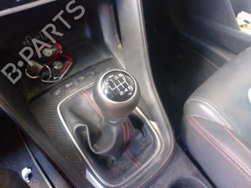 Used Gear lever Gear lever MG MG ZS SUV (AZS1) 1.0 T-GDi (111 hp) 35724146 35724146