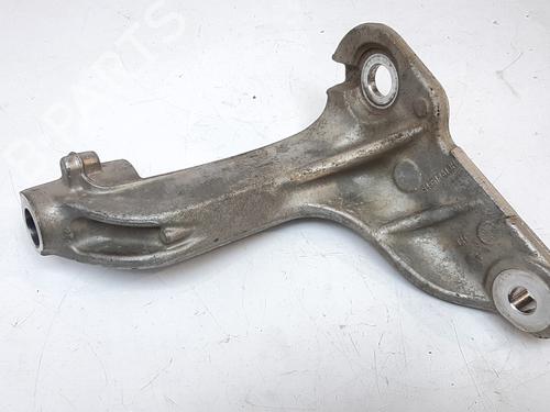 Used Engine mount RENAULT CLIO V (B7_) [2019-2025]  24034081