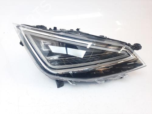 Used Right headlight SEAT ARONA (KJ7, KJP) 1.0 TSI (115 hp) 24539950