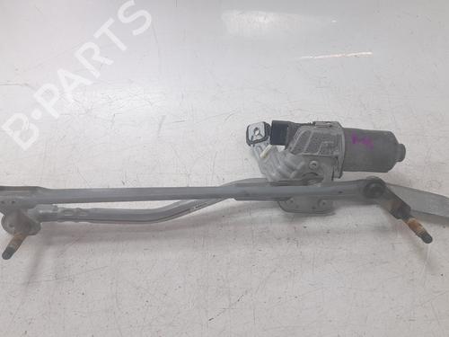 Used Front wiper motor Front wiper motor BMW 1 (F40) 118 d (150 hp) 30330308 30330308