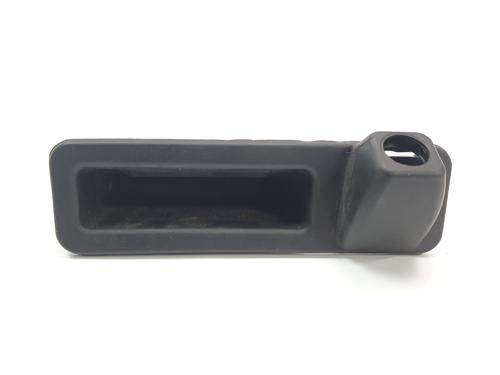 Used Tailgate handle BMW 1 (F40) 120 i (178 hp) 22547049