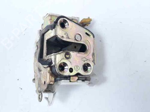 Used Front right lock NISSAN TERRANO II (R20) 2.7 TDi 4WD (125 hp) 4382951