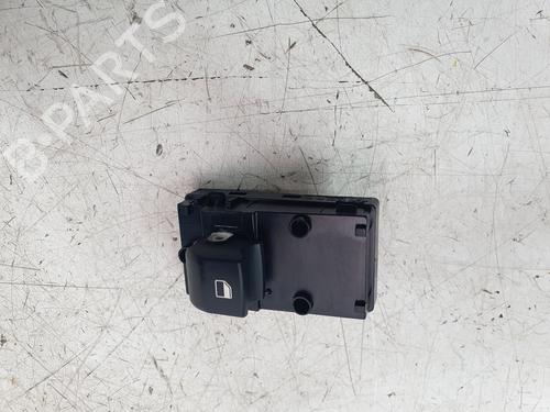 Used Left rear window switch Left rear window switch KIA XCEED (CD) 1.0 T-GDI (120 hp) 30900238 30900238