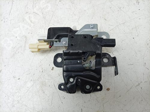 Used Tailgate lock Tailgate lock ABARTH 124 Spider 1.4 (348) (170 hp) 40038692 40038692