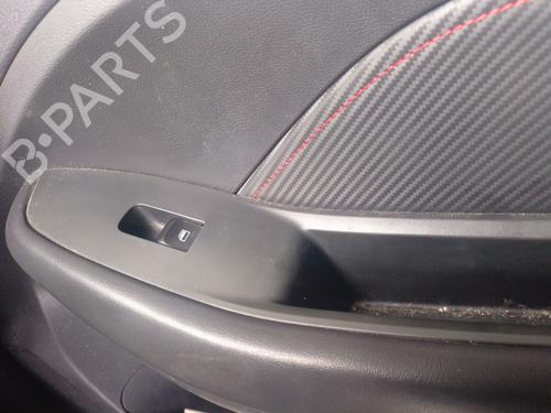 right-front-window-switch-mg-mg-zs-suv-azs1-2017-35724130 main image