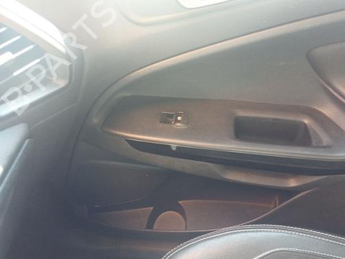 Interrupteur de vitre avant droite FORD ECOSPORT 1.0 EcoBoost (140 hp) 28520853