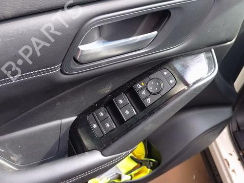 Used Left front window switch NISSAN QASHQAI III (J12) 1.3 DIG-T (140 hp) 31880839