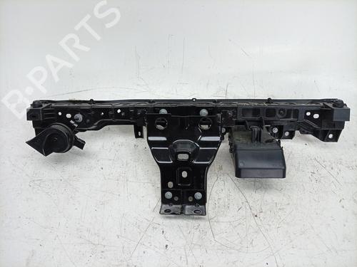 Used Front bumper reinforcement Front bumper reinforcement 37464819 37464819