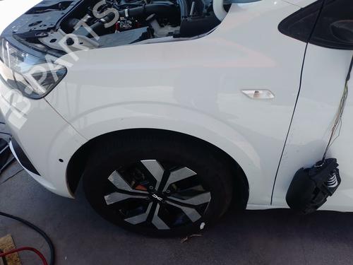 left-front-fenders-dacia-sandero-iii-2021-36808527 main image