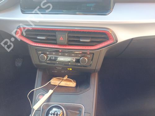 AC Styreenhet / Manøvreringsenhet SEAT IBIZA V (KJ1, KJG) 1.0 TSI (110 hp) 30083705