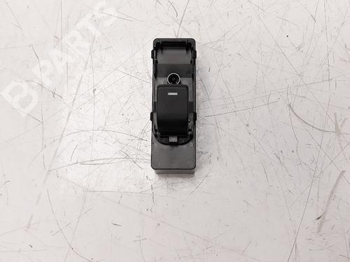 Used Right front window switch Right front window switch MAZDA 3 Saloon (BM_, BN_) 2.2 D (150 hp) 8658980 8658980