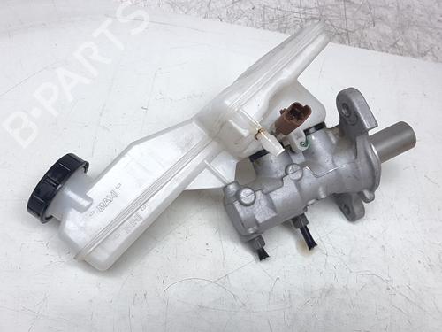 Used Brake master cylinder PEUGEOT 2008 II (UD_, US_, UY_, UJ_, UR_, UC_) [2019-2025]  12583542
