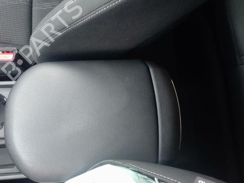 Armlæn Armlæn KIA SPORTAGE V (NQ5) 1.6 T-GDI AWD (180 hp) 39883710 39883710