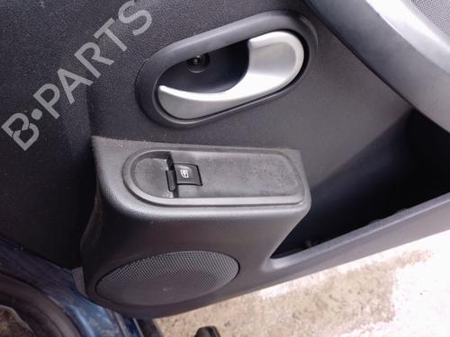 right-front-window-switch-dacia-duster-hs_-2010-2011-2012-2013-2014-2015-2016-2017-2018-31969122 main image