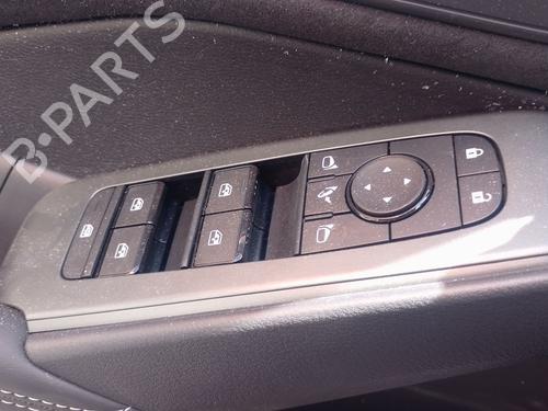 Used Left front window switch Left front window switch 38466316 38466316