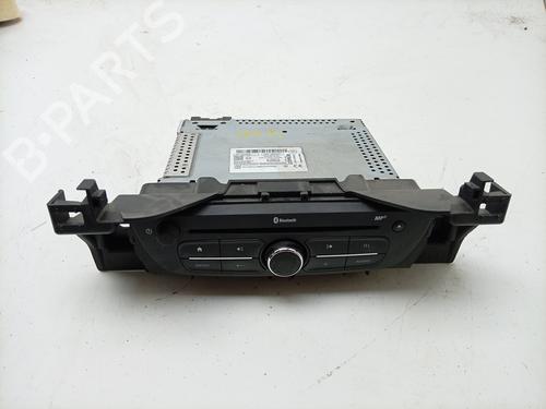 Used Radio Radio 35946176 35946176