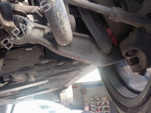 Braço suspensão frente esquerdo Braço suspensão frente esquerdo 38753045 38753045