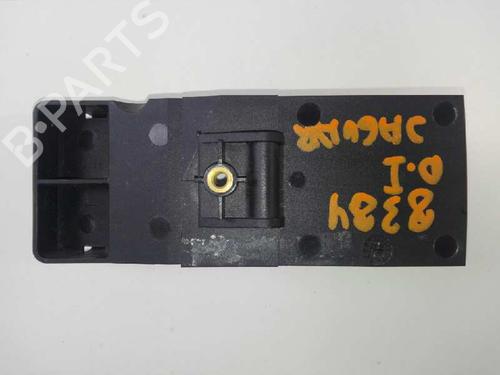 Venstre fortil invendig håndtag JAGUAR XK 8 Coupe (X100) 4.0 | BP3209803I13 